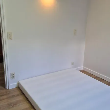 Apartamento T4 De 68 M² Avec Terrasse Et Casier à - Fr-1-234-344