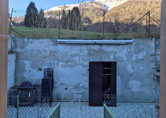 Lägenhet Appartement T4 De 68 M² Avec Terrasse Et Casier A Ski - Fr-1-234-344